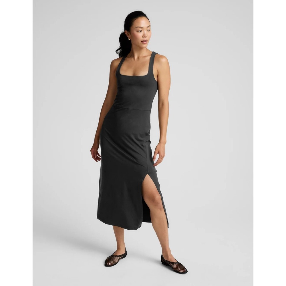 Beyond Yoga Featherweight Getaway Dress in Charcoal